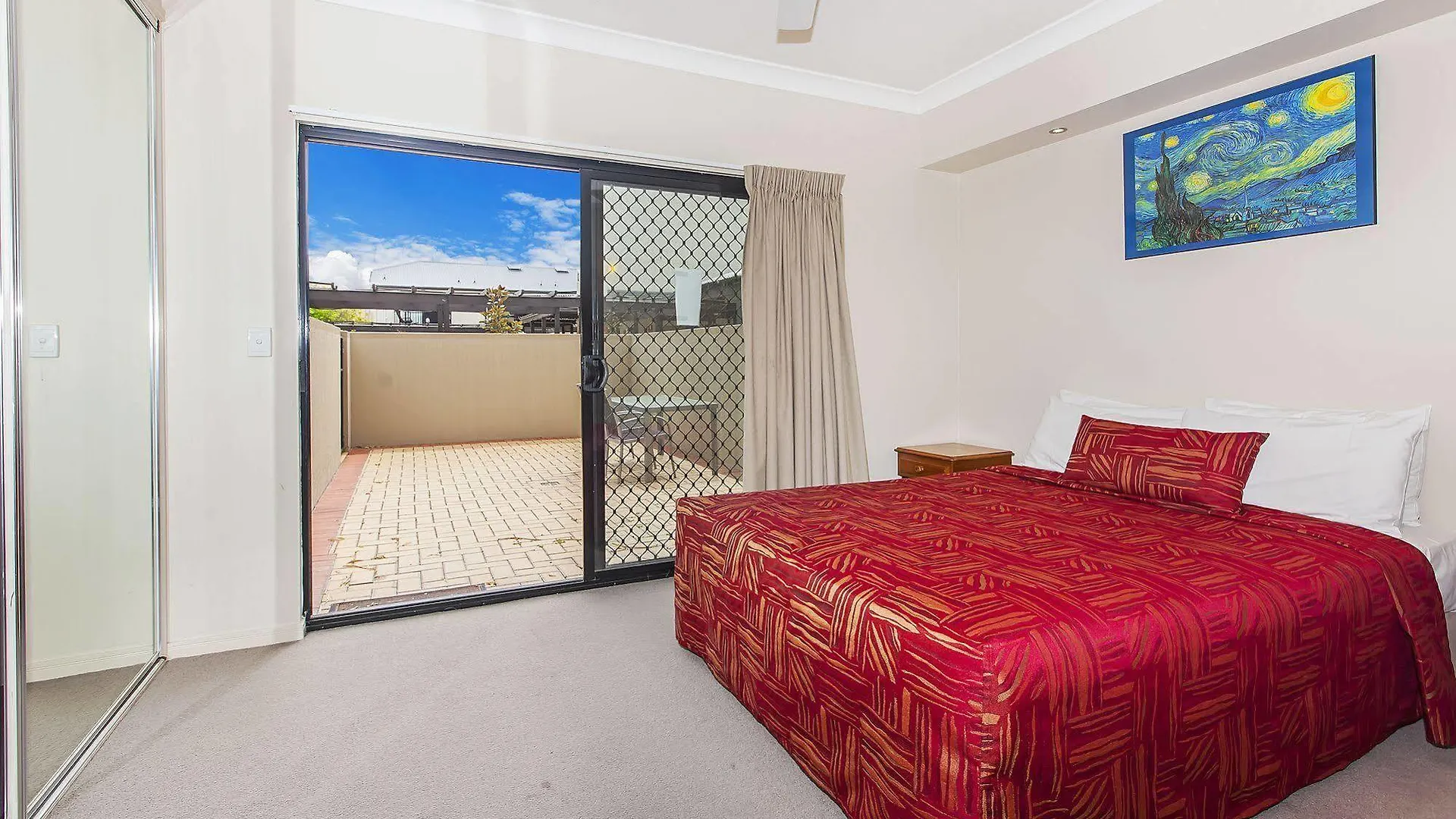 Spring Hill Central Apartments Brisbane 4*,  Australia